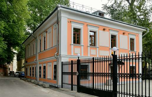 Денежный пер., д. 3