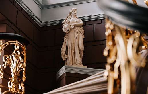 ул. Пятницкая, д. 33/35, стр. 1