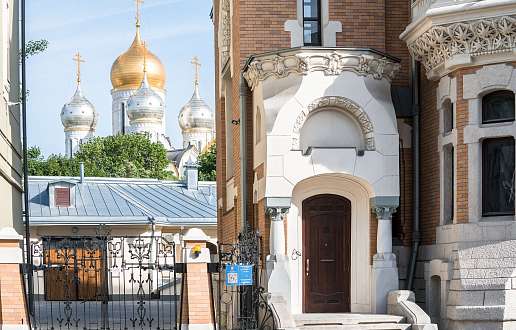 ул. Остоженка, д. 21