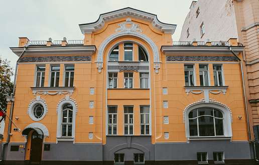 Денежный пер., д. 7