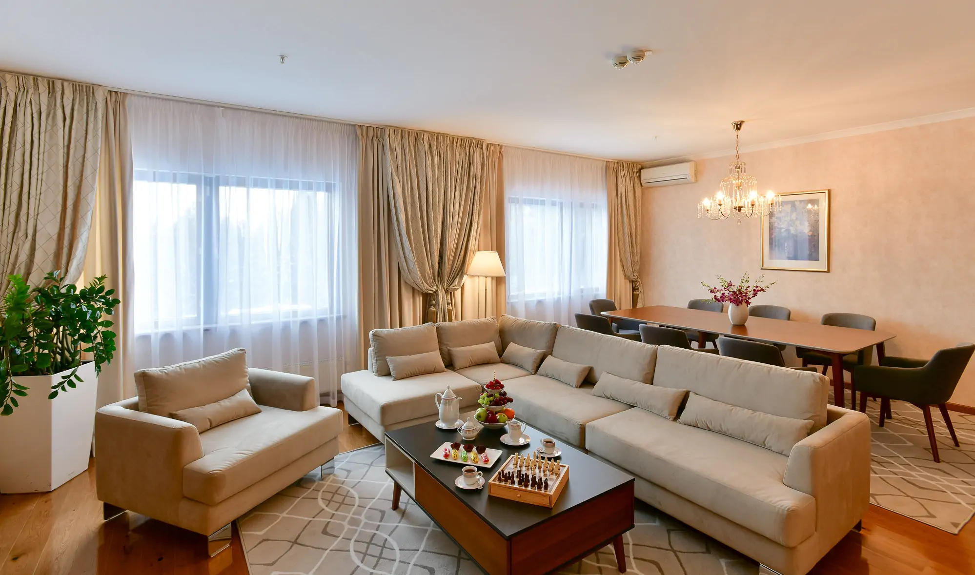 Presidential De Luxe Suite Presidential De Luxe Suite