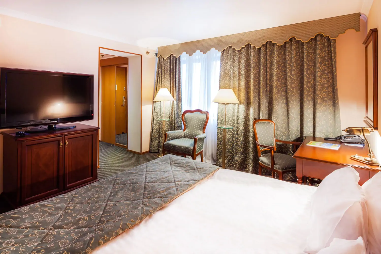 Standard Suite Standard Suite